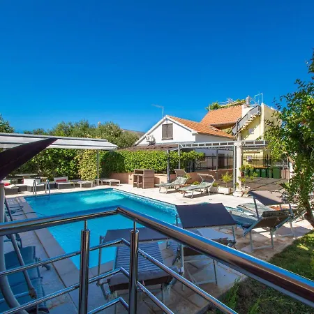 Slava I Oksana By Interhome Dom wakacyjny *