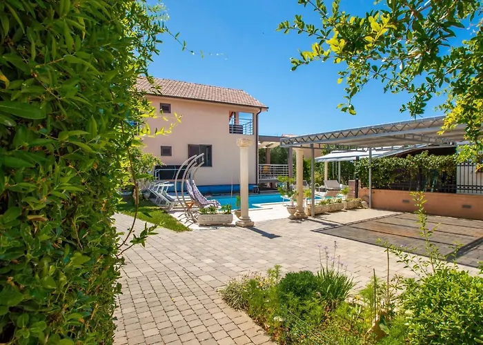 Slava I Oksana By Interhome *